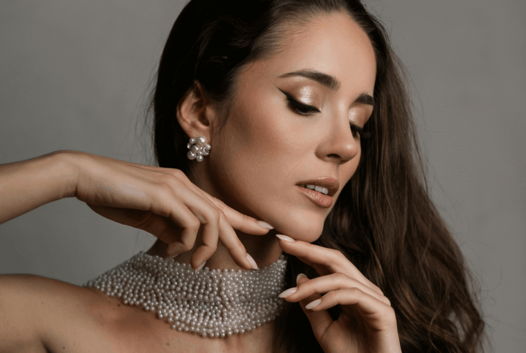 Neck Jawline image (1)